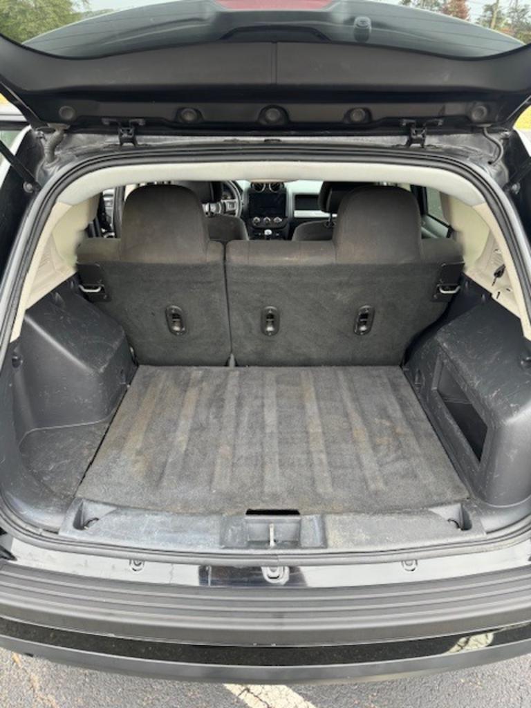 2016 Jeep Compass Sport photo